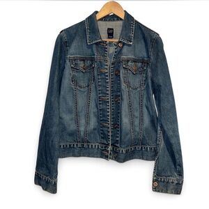 Women’s Vintage Gap Denim Jean Jacket Size L - like new